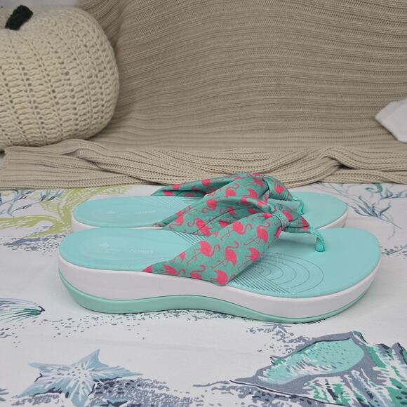 NEW Clarks Cloud Steppers Arla Glison Flamingo Jersey Flip Flops Size 10 - Picture 5 of 10